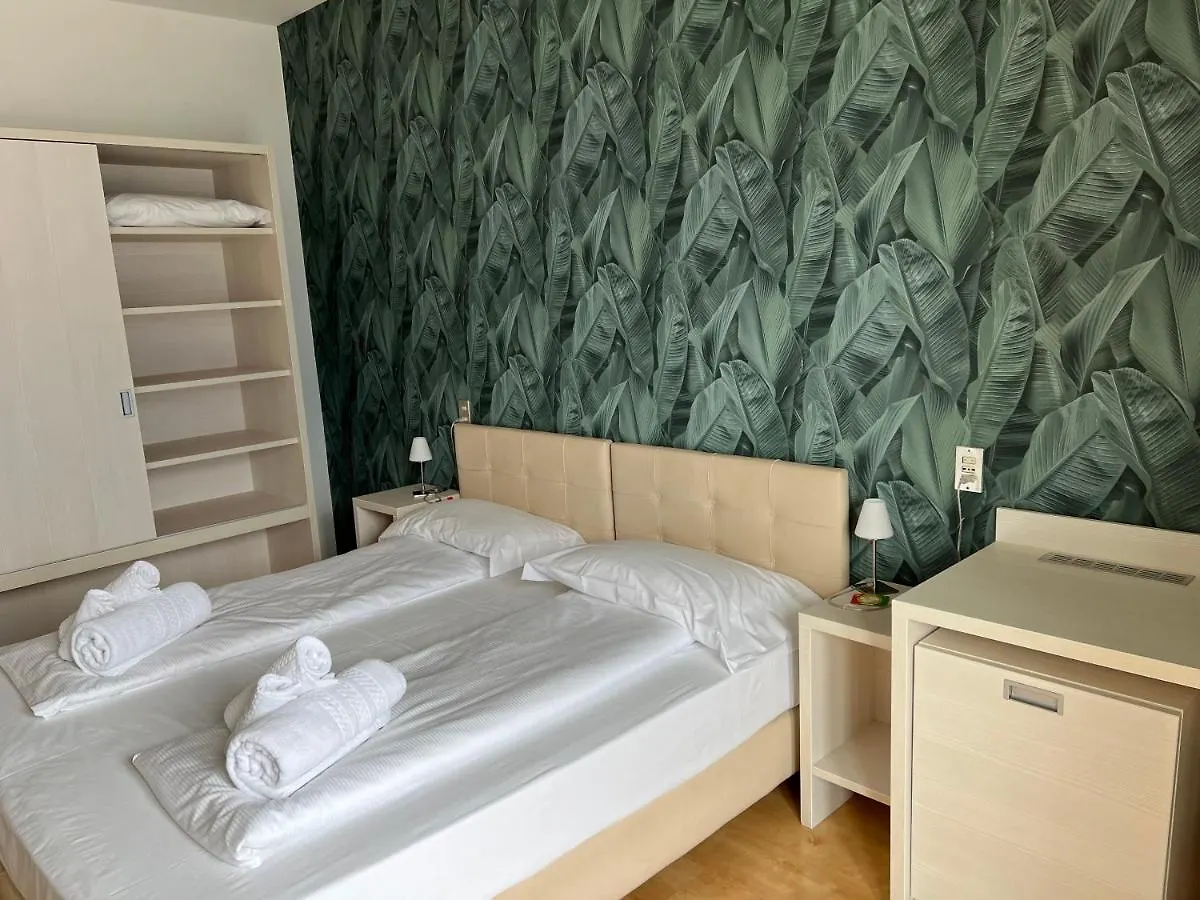 Albergo San Remo Malcesine 2*,